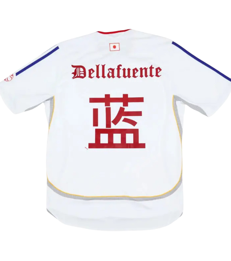 Camiseta Japón x Dellafuente