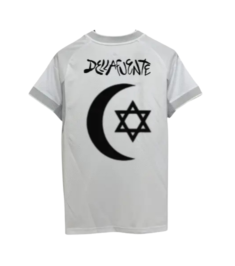 Camiseta Real Madrid x Dellafuente