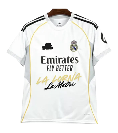 Camiseta Real Madrid x Lorna y Metrika