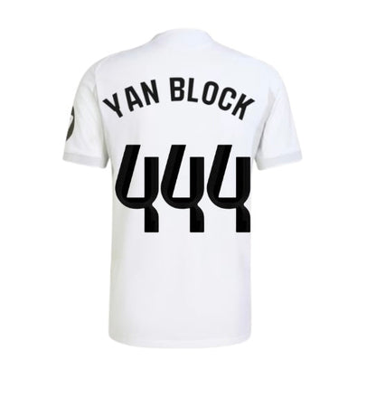 Camiseta Real Madrid x Yan Block