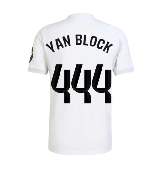 Camiseta Real Madrid x Yan Block