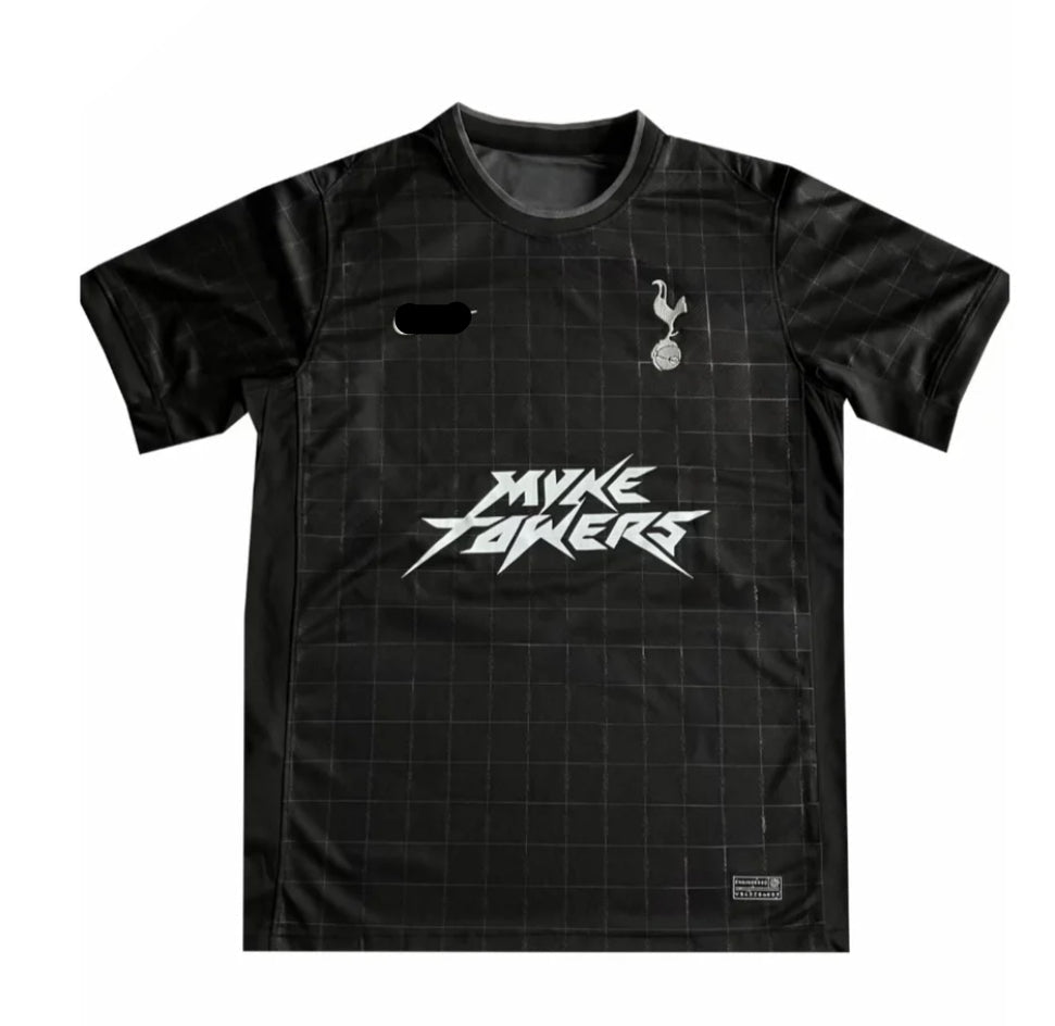 Camiseta Tottenham x Myke Towers II