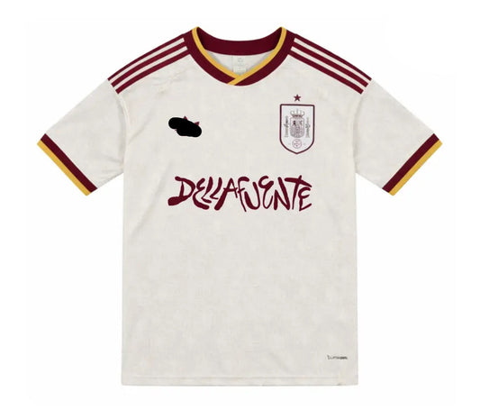 Camiseta España x Dellafuente