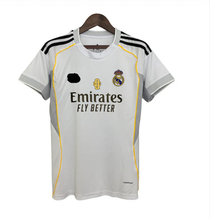 Camiseta Real Madrid x Quevedo