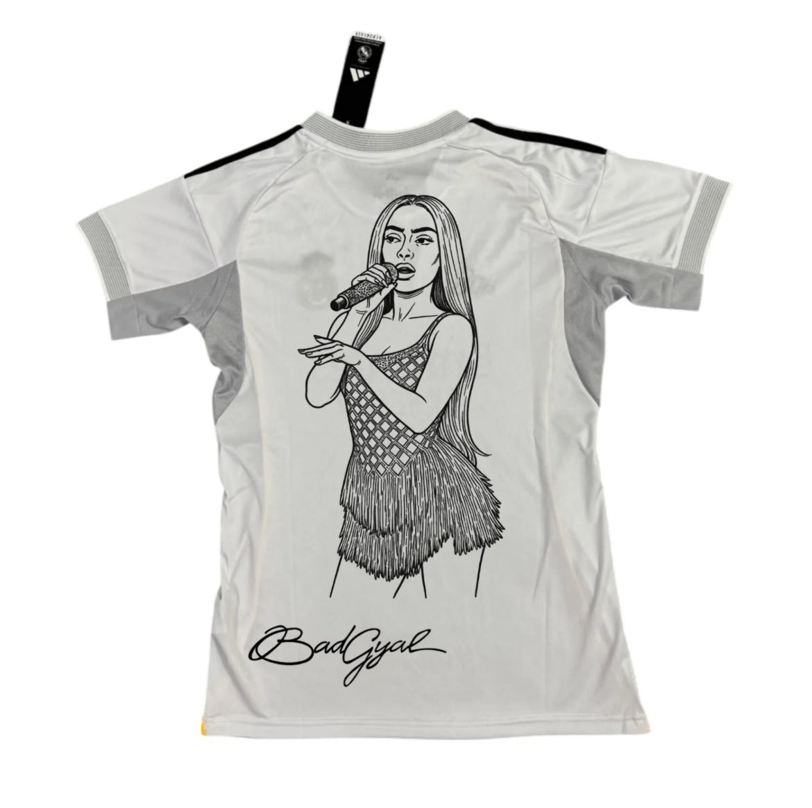 Camiseta Real Madrid x Bad Gyal