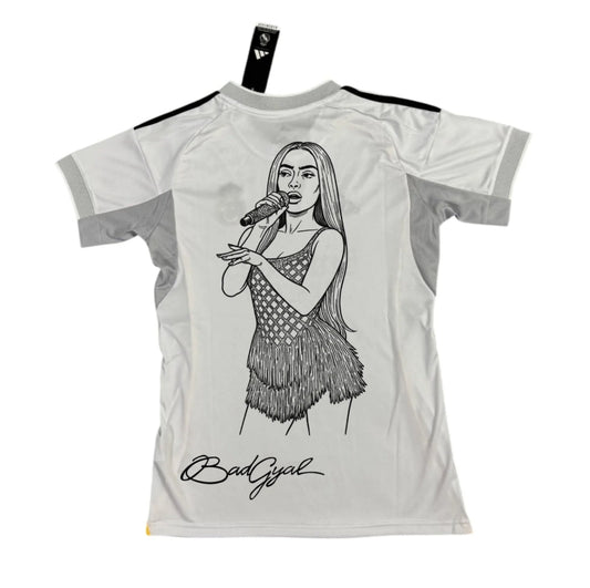 Camiseta Real Madrid x Bad Gyal